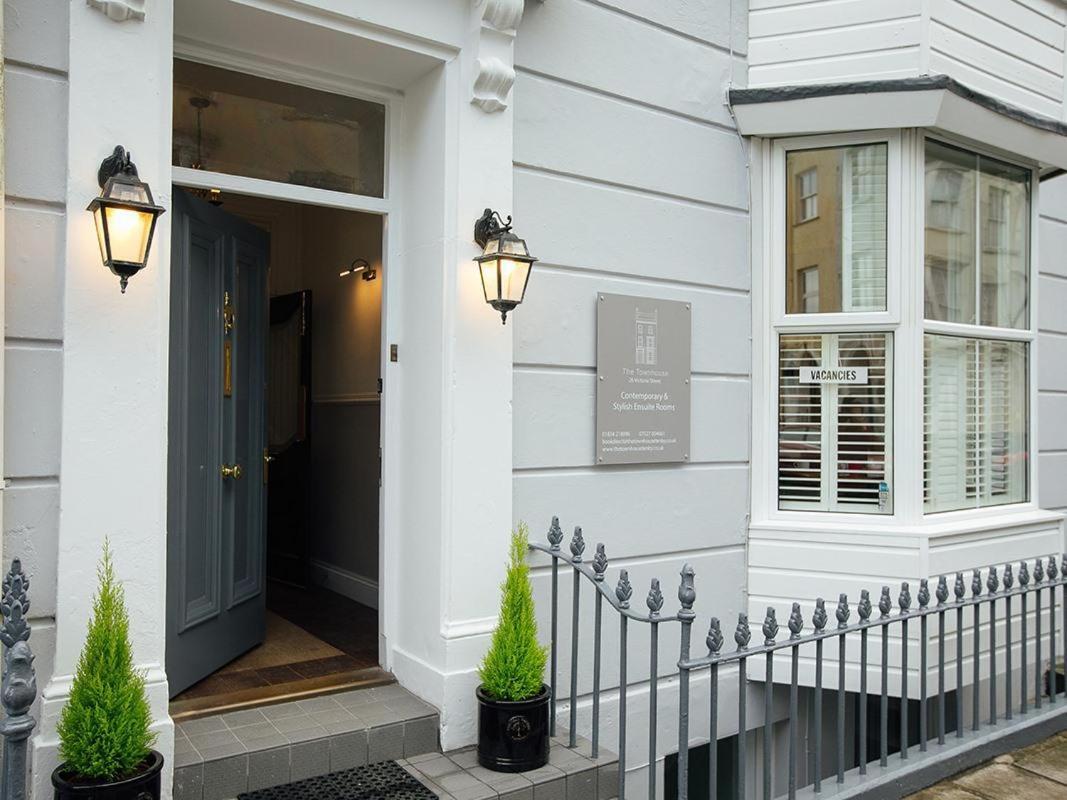 ホテル The Townhouse テンビー エクステリア 写真